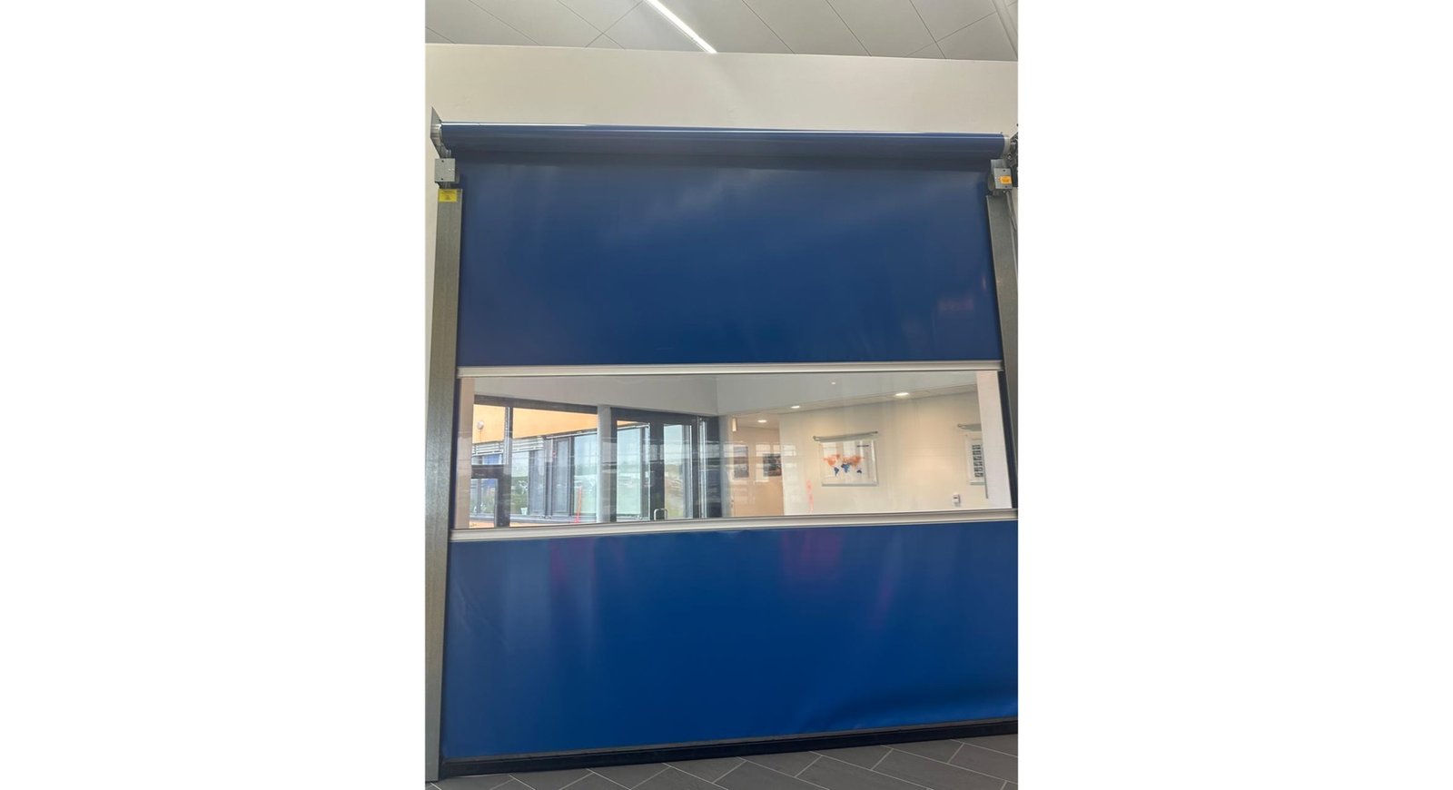 Puerta enrollable de seguridad